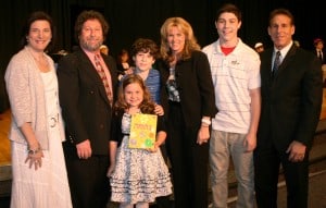 Erin Feldman (holding siddur) and family with Rabbi Rosalin Mandelberg and Cantor Wally Schachet-Briskin Erin Feldman (holding siddur) and family with Rabbi Rosalin Mandelberg and Cantor Wally Schachet-Briskin