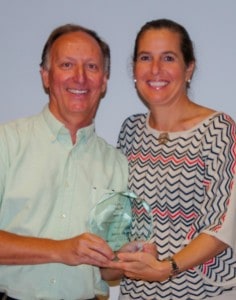 JFS vice president, Lawrence Steingold, presents the 2012 Distinguished Service award to Anne Fleder. JFS vice president, Lawrence Steingold, presents the 2012 Distinguished Service award to Anne Fleder.