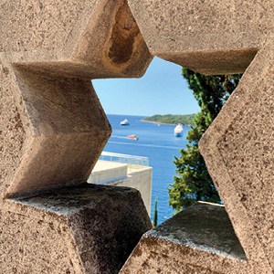 Wall with Jewish star in Dubronik. Wall with Jewish star in Dubronik.